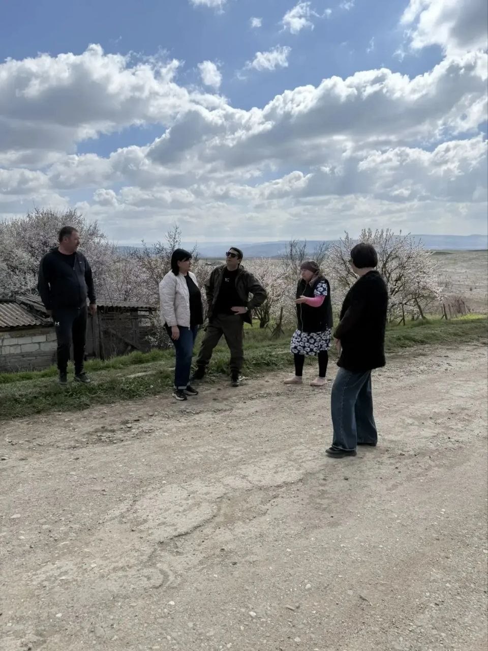 Анжелика Ястребова: В Бахчисарайском районе активно ведутся работы по ямочному ремонту дорог местного значения Анжелика Ястребова: В Бахчисарайском районе активно ведутся работы по ямочному ремонту дорог местного значения