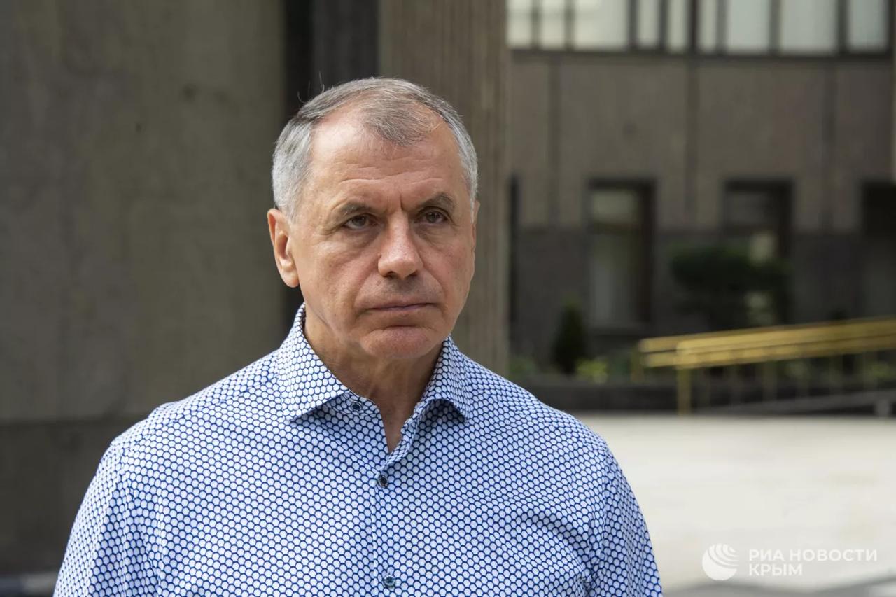 "Они предатели": Константинов заявил, что принципиально не слушает творчество артистов-иноагентов