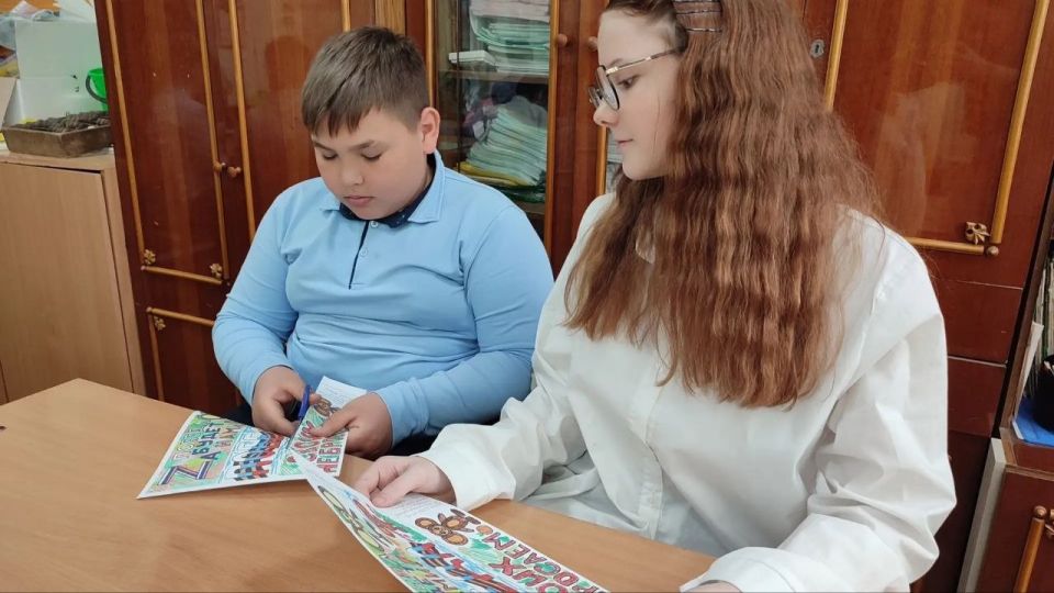 СВОих не бросаем! Мы вместе! ZА наших! СВОих не бросаем! Мы вместе! ZА наших!