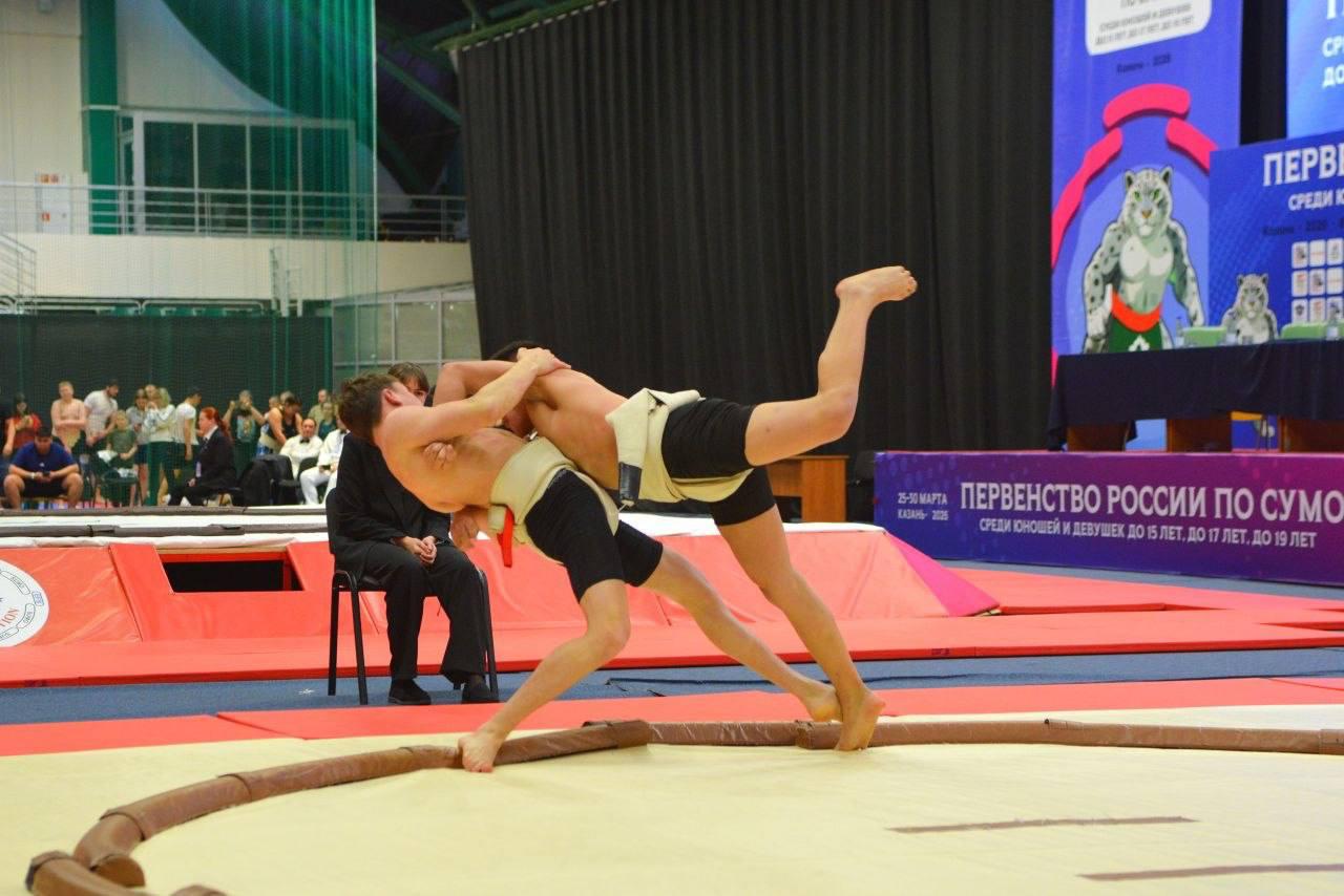 Севастопольские спортсмены выиграли две медали на первенстве России по сумо Севастопольские спортсмены выиграли две медали на первенстве России по сумо