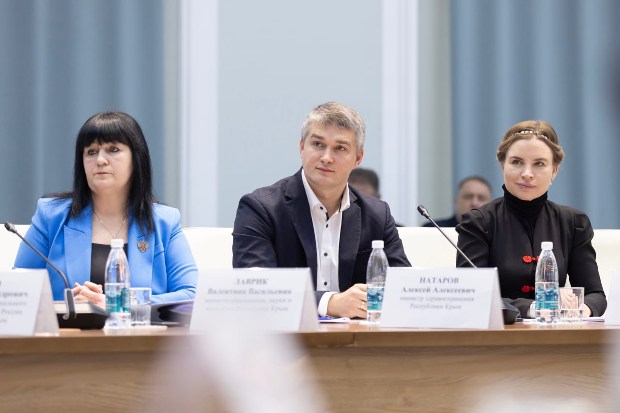 Сергей Аксёнов: За сухой формулировкой «подготовка граждан к военной службе» на самом деле стоит большая работа Сергей Аксёнов: За сухой формулировкой «подготовка граждан к военной службе» на самом деле стоит большая работа