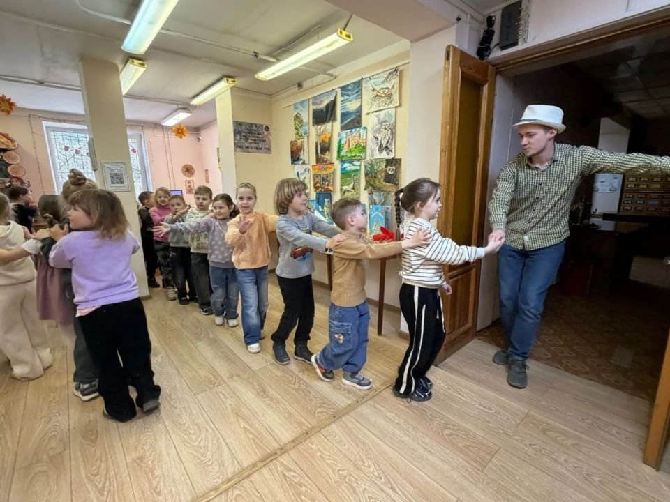 Литературная игра «Вас ждут приключения на острове Чтения» Литературная игра «Вас ждут приключения на острове Чтения»