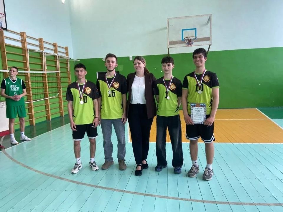 Районные соревнования по баскетболу 3х3 среди юношей Советского района Районные соревнования по баскетболу 3х3 среди юношей Советского района