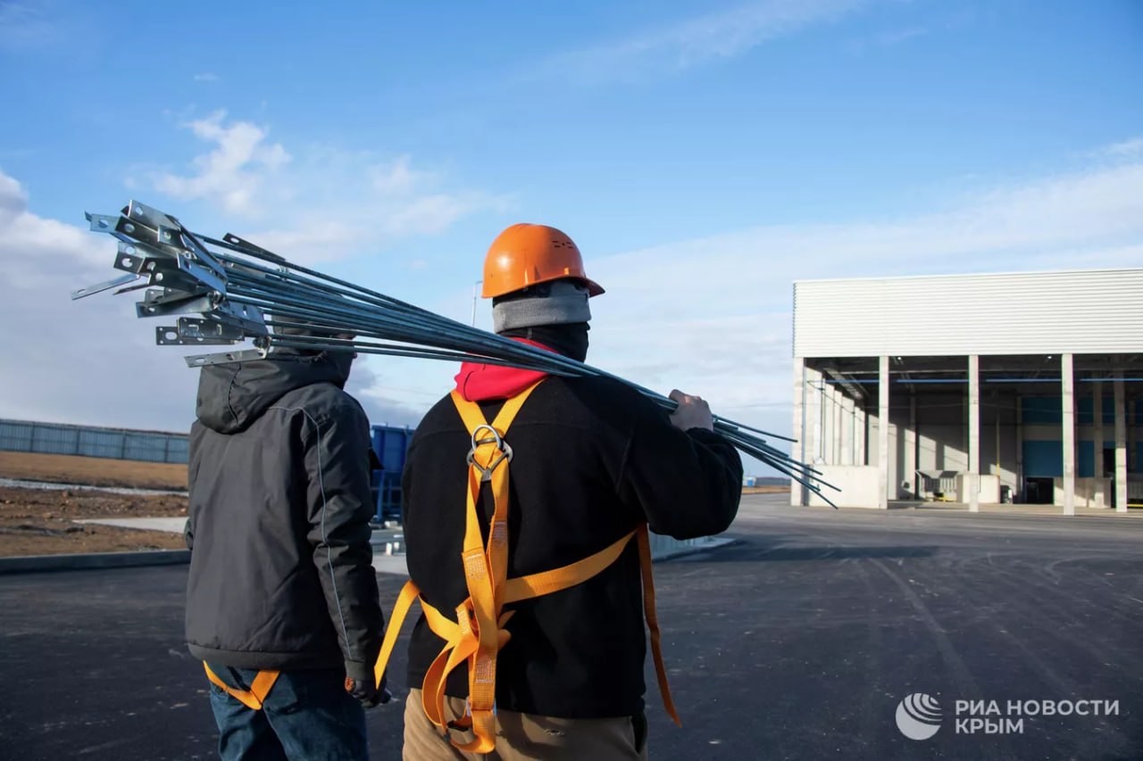 В Крыму в этом году по госпрограмме введут 4 новых детсада и 2 многоквартирных дома
