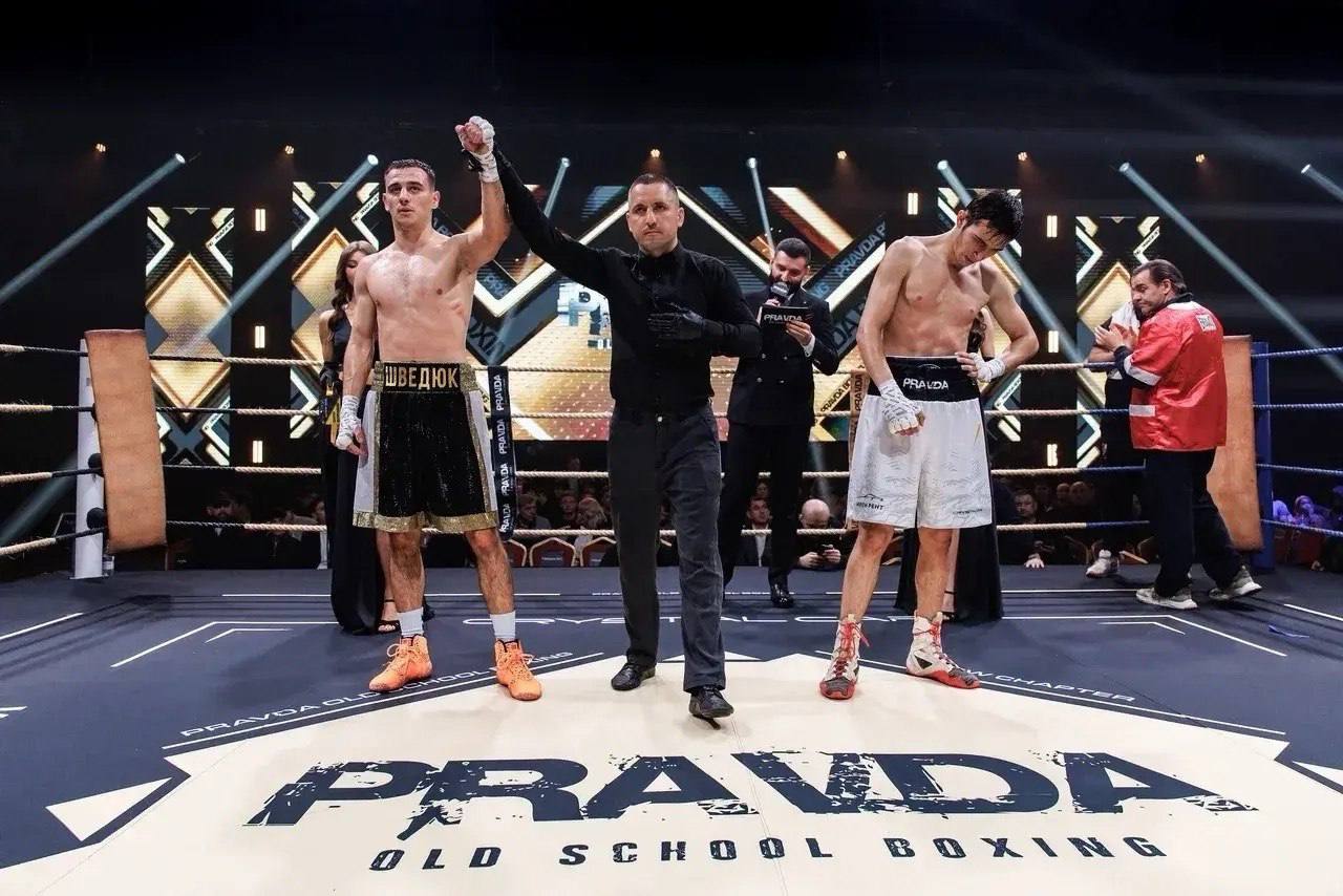 Михаил Развожаев: Севастополец Максим Шведюк одержал досрочную победу во втором профессиональном бою на турнире PRAVDA BOXING 16 Михаил Развожаев: Севастополец Максим Шведюк одержал досрочную победу во втором профессиональном бою на турнире PRAVDA BOXING 16