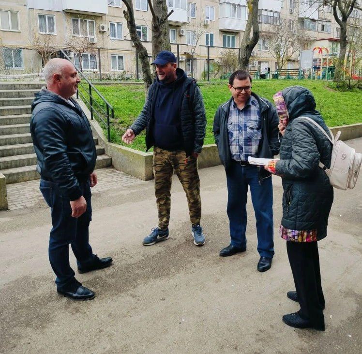 Заместители главы администрации ежедневно проводят встречи с жителями Заместители главы администрации ежедневно проводят встречи с жителями