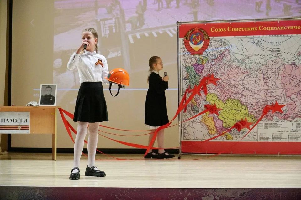 Александр Юрьев: Патриотическое воспитание молодёжи и сохранение памяти о героизме нашего народа имеют огромное значение для будущего России Александр Юрьев: Патриотическое воспитание молодёжи и сохранение памяти о героизме нашего народа имеют огромное значение для будущего России