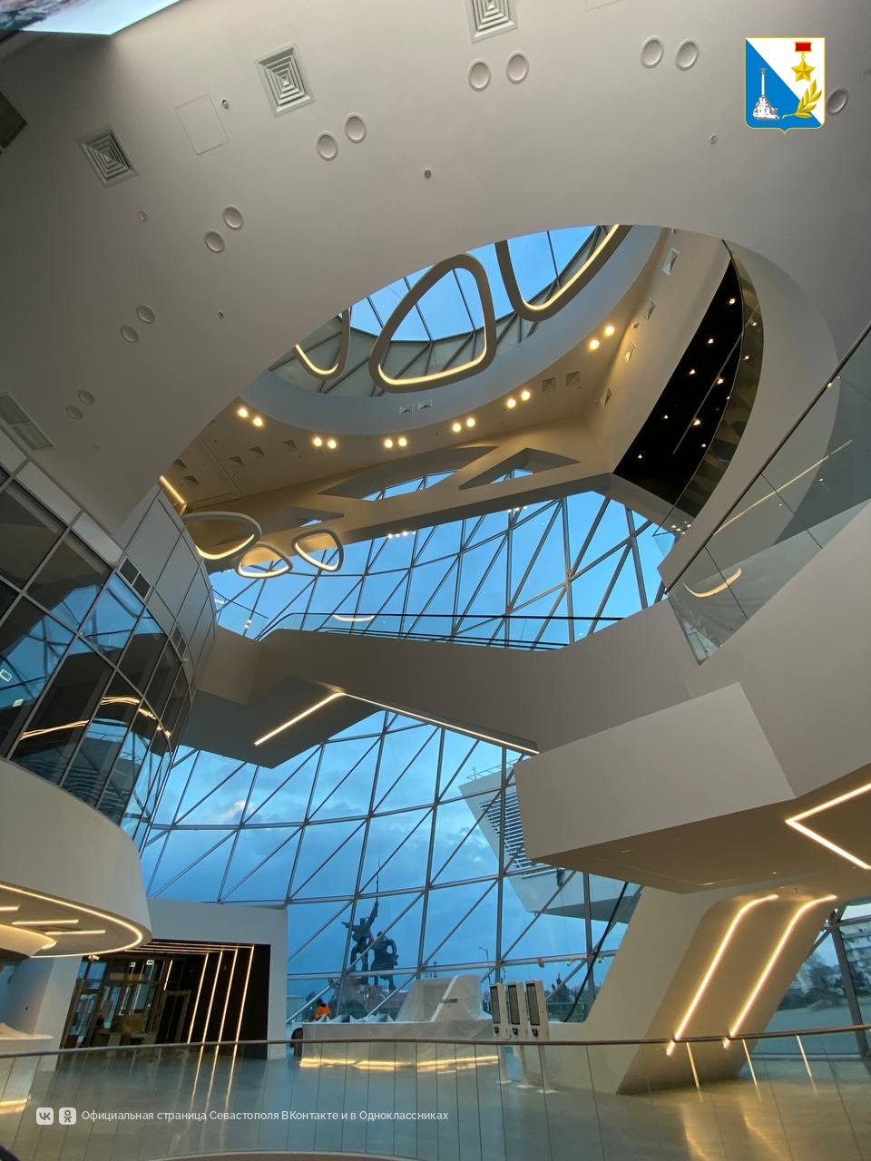 Российская галерея искусств переезжает в новое здание на мысе Хрустальном Российская галерея искусств переезжает в новое здание на мысе Хрустальном