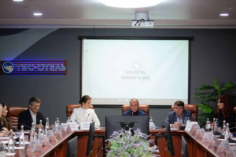 Вопросы развития системы медицинской реабилитации в республике обсудили на выездном заседании Государственного Совета Республики Крым Вопросы развития системы медицинской реабилитации в республике обсудили на выездном заседании Государственного Совета Республики Крым