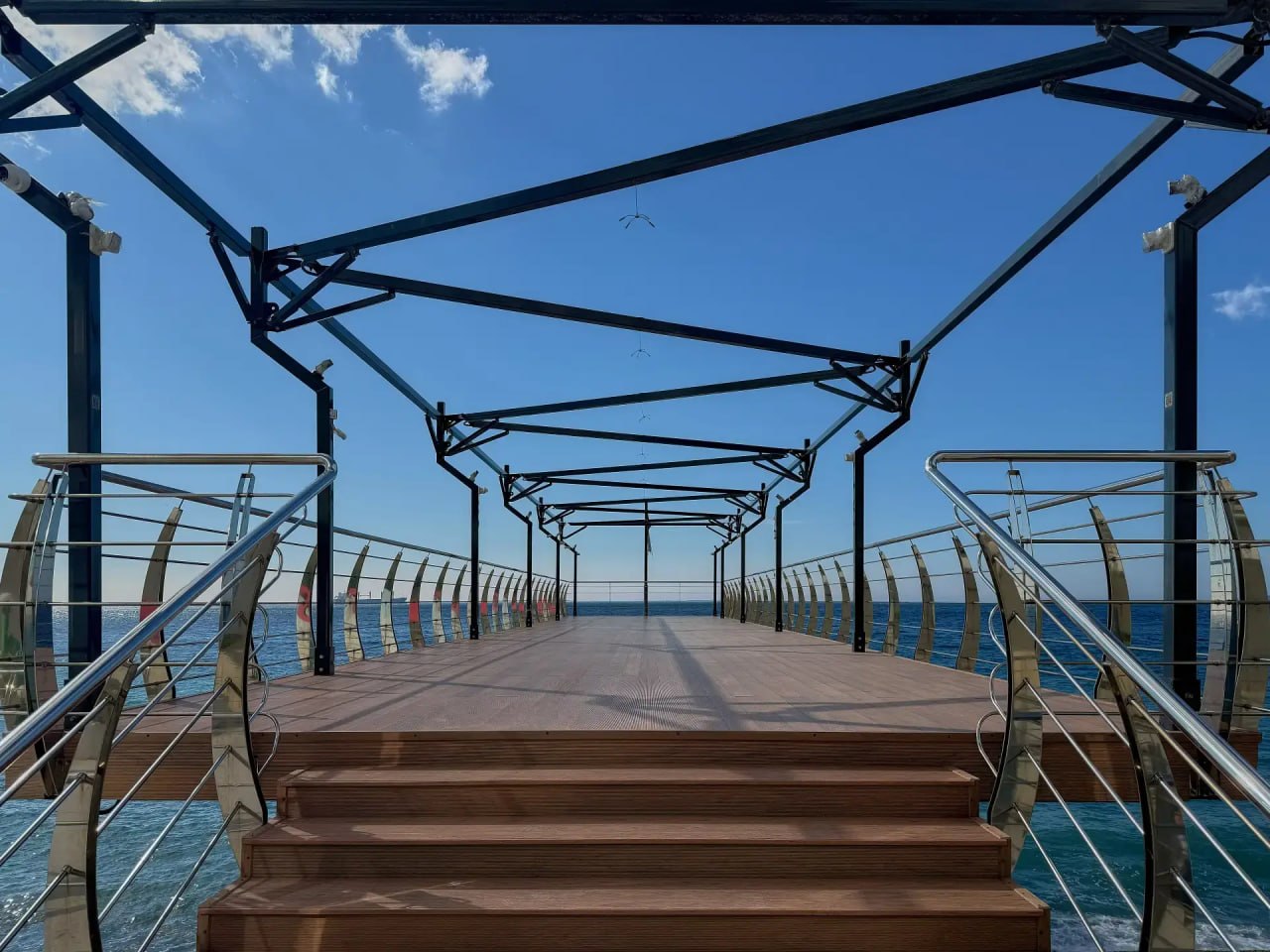 Янина Павленко: Месяц до старта курортного сезона, два – до купального! Ялта готовится встречать гостей Янина Павленко: Месяц до старта курортного сезона, два – до купального! Ялта готовится встречать гостей