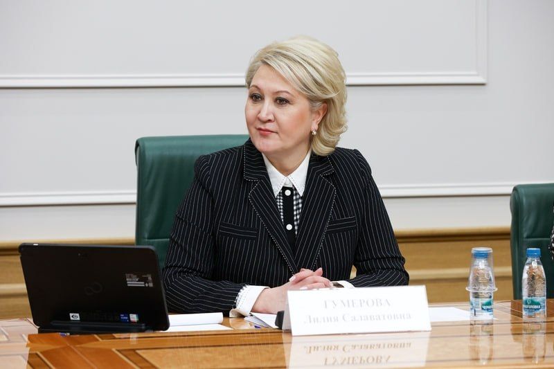 Екатерина Алтабаева: Сегодня в Совете Федерации состоялся круглый стол на тему «Актуальные вопросы развития среднего профессионального образования в РФ» Екатерина Алтабаева: Сегодня в Совете Федерации состоялся круглый стол на тему «Актуальные вопросы развития среднего профессионального образования в РФ»
