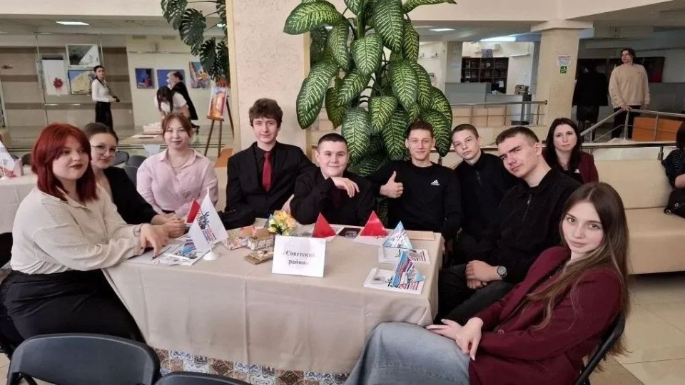 Команда Советского района заняла III место во всекрымской интеллектуальной игре «Обычаи и традиции моей страны» Команда Советского района заняла III место во всекрымской интеллектуальной игре «Обычаи и традиции моей страны»