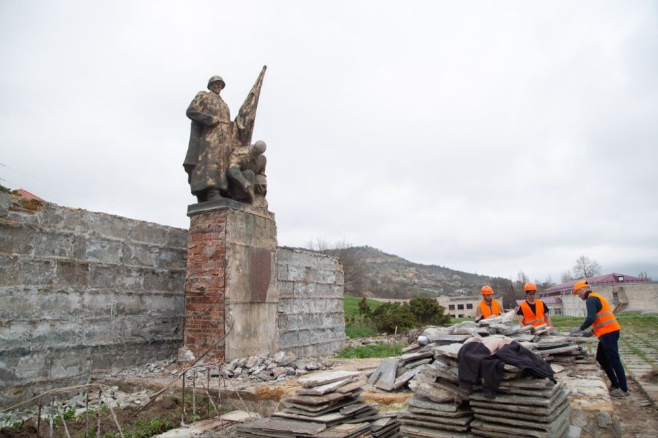 ������������� ��������� ��������� ������ � �������������� ������ ��������� ��������� ������