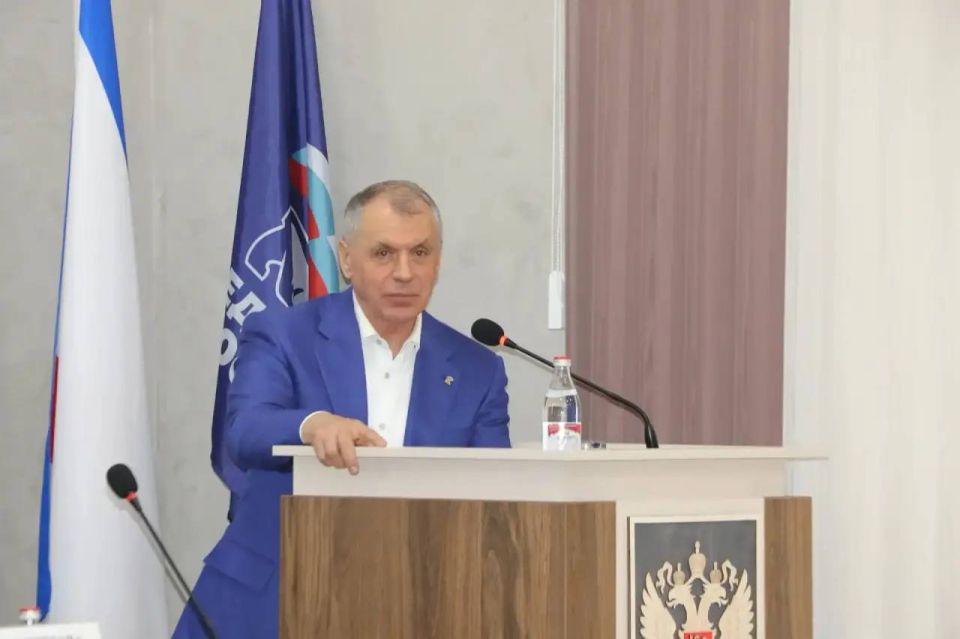 Ольга Урайкина: Финалом рабочей поездки стала встреча в большом зале заседаний администрации Бахчисарайского района с партийным активом и депутатами Бахчисарайского района Ольга Урайкина: Финалом рабочей поездки стала встреча в большом зале заседаний администрации Бахчисарайского района с партийным активом и депутатами Бахчисарайского района
