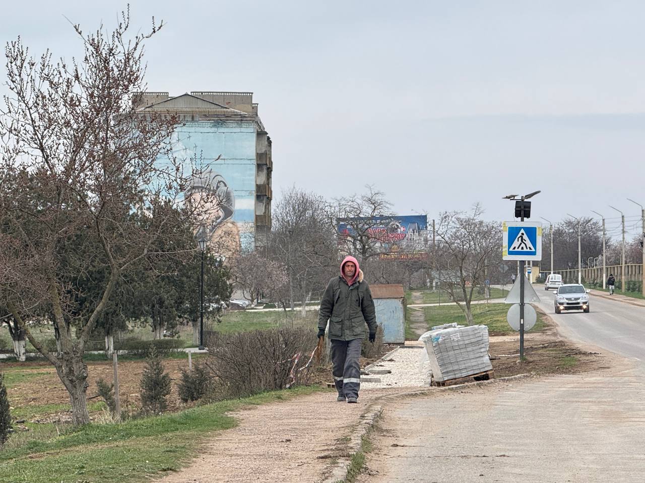 Александр Дудинов: Продолжаем благоустройство общественной территории на улице Полевой в селе Новосельское Александр Дудинов: Продолжаем благоустройство общественной территории на улице Полевой в селе Новосельское