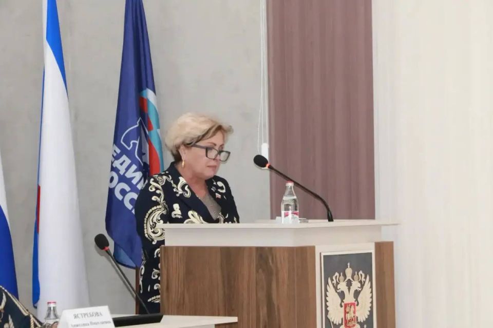 Ольга Урайкина: Финалом рабочей поездки стала встреча в большом зале заседаний администрации Бахчисарайского района с партийным активом и депутатами Бахчисарайского района Ольга Урайкина: Финалом рабочей поездки стала встреча в большом зале заседаний администрации Бахчисарайского района с партийным активом и депутатами Бахчисарайского района