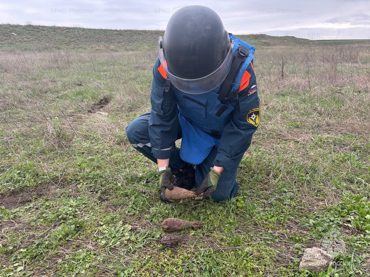 Обезврежены взрывоопасные предметы Обезврежены взрывоопасные предметы