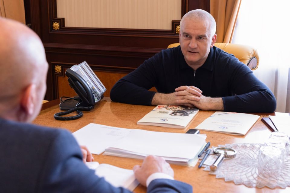 Сергей Аксёнов: Соблюдение прав и основных свобод человека обсудили с Уполномоченным по правам человека в Республике Крым Александром Людвиговичем Штехбартом