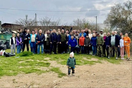 Владимир Немцев: Сегодня провели субботник на территории вблизи домов № 5, 7 и 15 по улице Александра Маринеско
