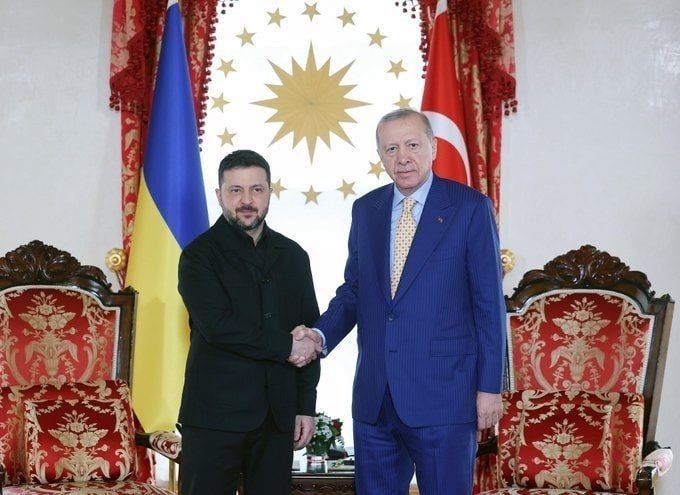 Вот и встретились они. Президент Турции Реджеп Эрдоган принял украинского коллегу Владимира Зеленского