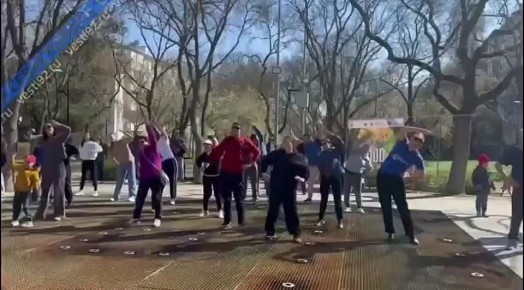 � ������ ����� 60-����� ���� ������ ������������� ����� �10 000 ����� � �����