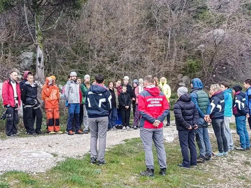 Севастопольские спасатели обеспечили безопасность Кубка по альпинизму Севастопольские спасатели обеспечили безопасность Кубка по альпинизму