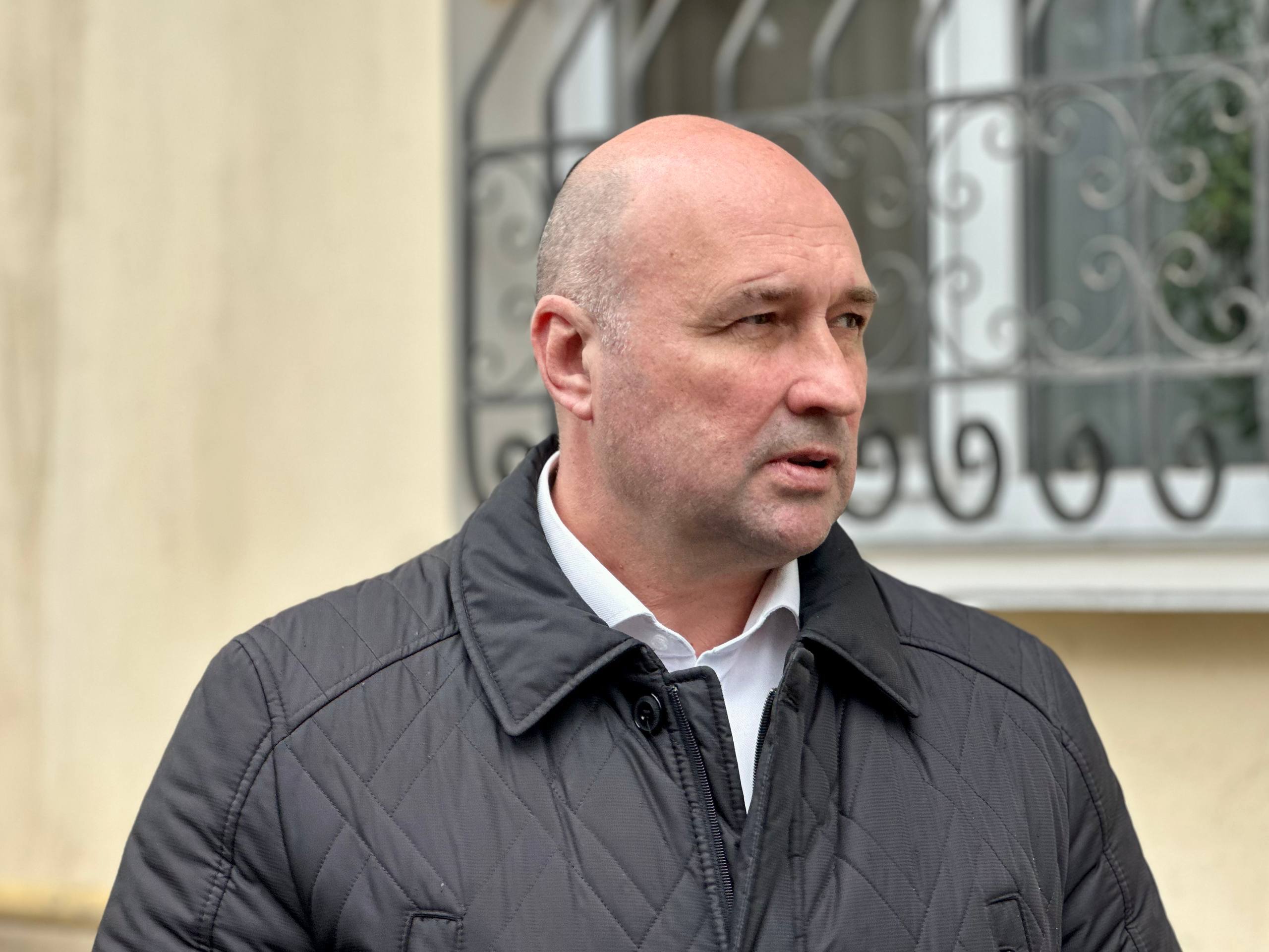 Владимир Немцев: Встретился с жителями дома № 60 по улице Льва Толстого, чтобы обсудить итоги ремонта внутриквартальной дороги и придомовой территории Владимир Немцев: Встретился с жителями дома № 60 по улице Льва Толстого, чтобы обсудить итоги ремонта внутриквартальной дороги и придомовой территории