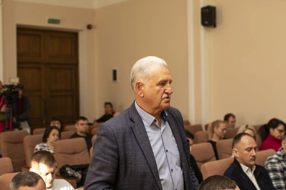В Симферополе прошло оперативно-хозяйственное совещание, в ходе которого руководители структурных подразделений отчитались о проделанной работе В Симферополе прошло оперативно-хозяйственное совещание, в ходе которого руководители структурных подразделений отчитались о проделанной работе