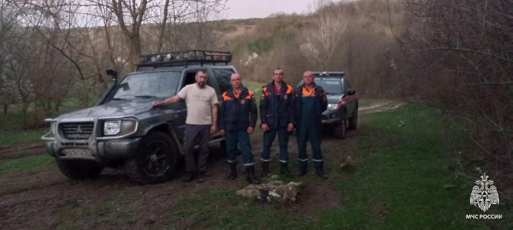 Двум заблудившимся на машине туристам помогли выбраться из леса в Бахчисарайском районе