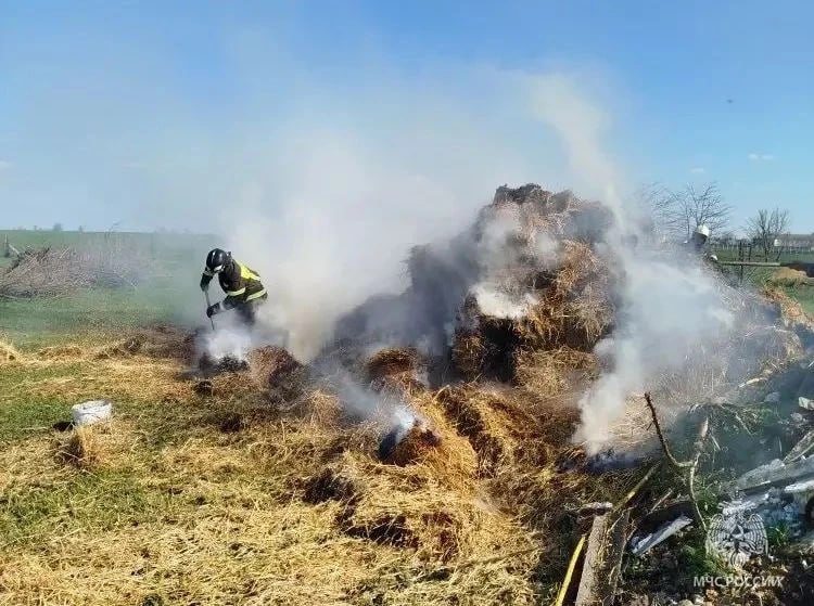 Спички детям не игрушка: 10-летний мальчик устроил пожар в Красногвардейском районе Спички детям не игрушка: 10-летний мальчик устроил пожар в Красногвардейском районе