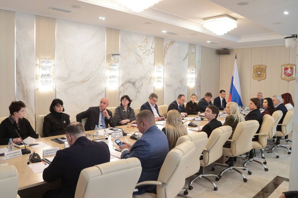 В Госсовете РК прошло очередное заседание Президиума В Госсовете РК прошло очередное заседание Президиума