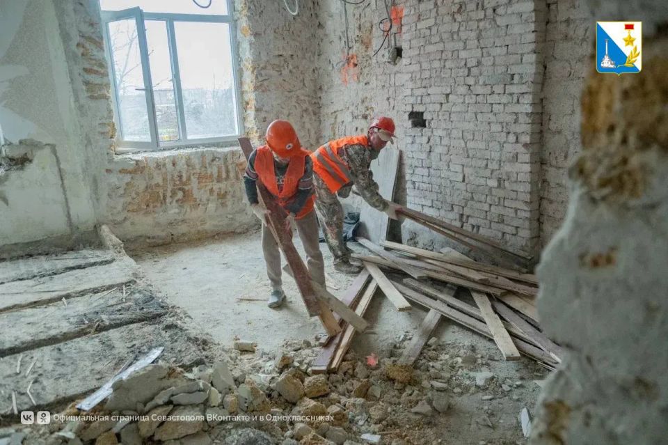 В Полюшке капитально ремонтируют детский сад № 103 В Полюшке капитально ремонтируют детский сад № 103