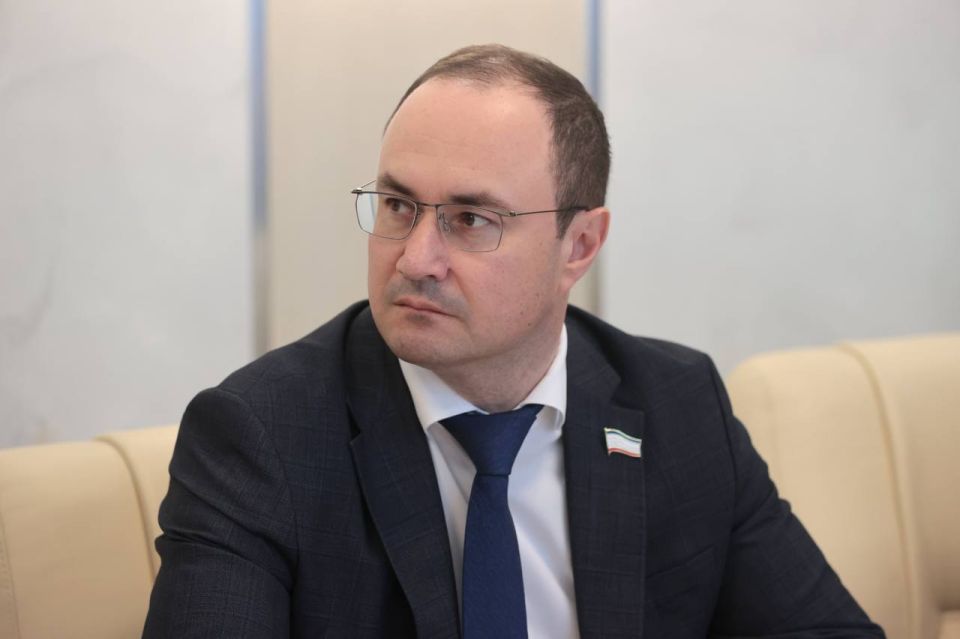 В Госсовете РК прошло очередное заседание Президиума В Госсовете РК прошло очередное заседание Президиума