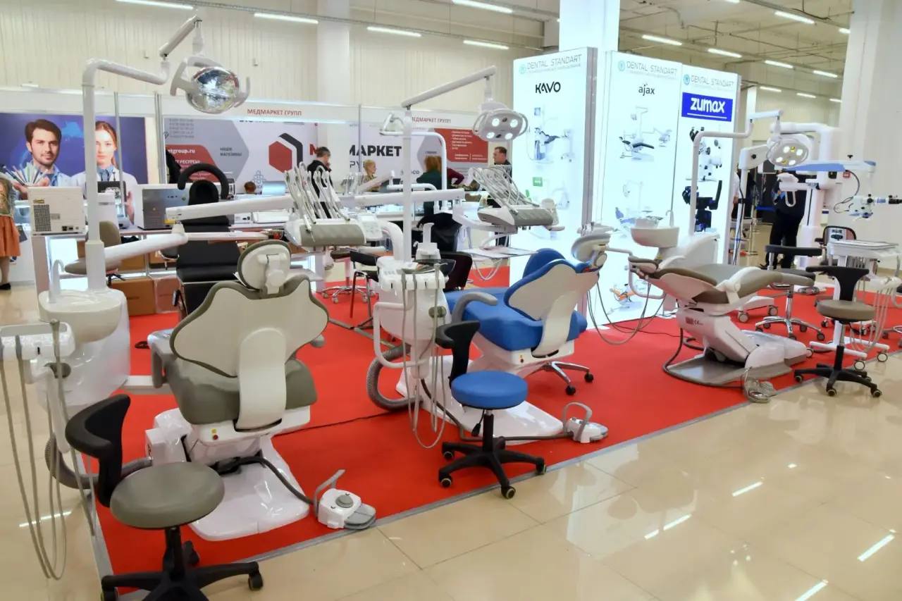 В Симферополе прошла XI специализированная выставка «Стоматология. Крым» В Симферополе прошла XI специализированная выставка «Стоматология. Крым»