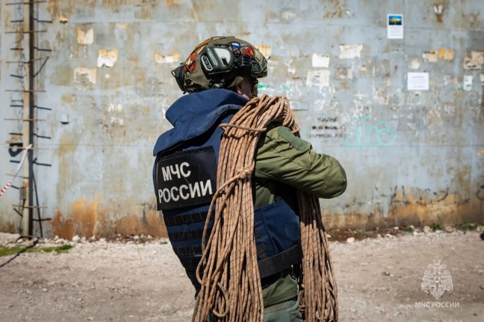 В Севастополе обезвредили вражеский беспилотник у стен Свято-Георгиевского монастыря В Севастополе обезвредили вражеский беспилотник у стен Свято-Георгиевского монастыря