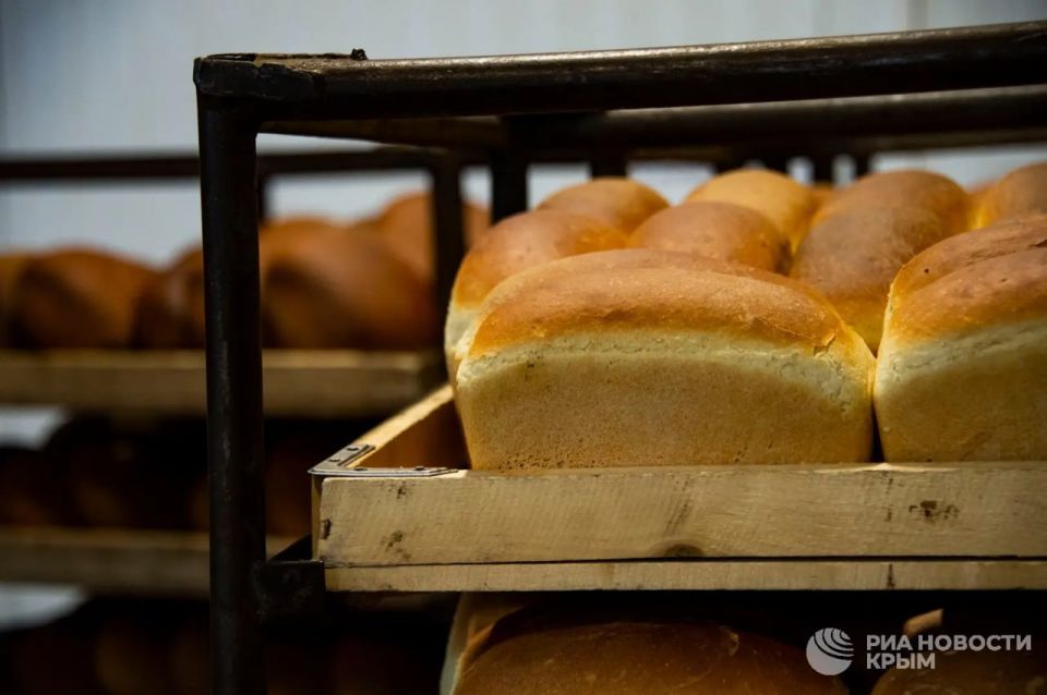 На витринах крымских магазинов появятся освященные куличи На витринах крымских магазинов появятся освященные куличи