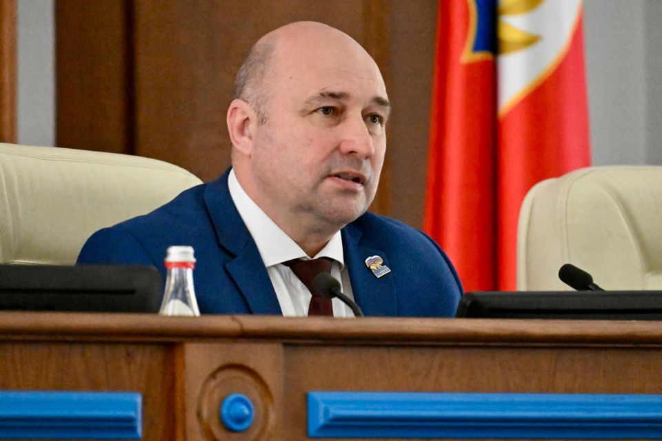 Владимир Немцев: На пленарном заседании также заслушали доклад Уполномоченного по правам человека в городе Севастополе о результатах его деятельности и соблюдении прав и свобод человека и гражданина в городе Севастополе в... Владимир Немцев: На пленарном заседании также заслушали доклад Уполномоченного по правам человека в городе Севастополе о результатах его деятельности и соблюдении прав и свобод человека и гражданина в городе Севастополе в...