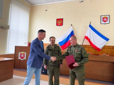 Александр Дудинов: Поздравил сотрудников военкомата с профессиональным праздником