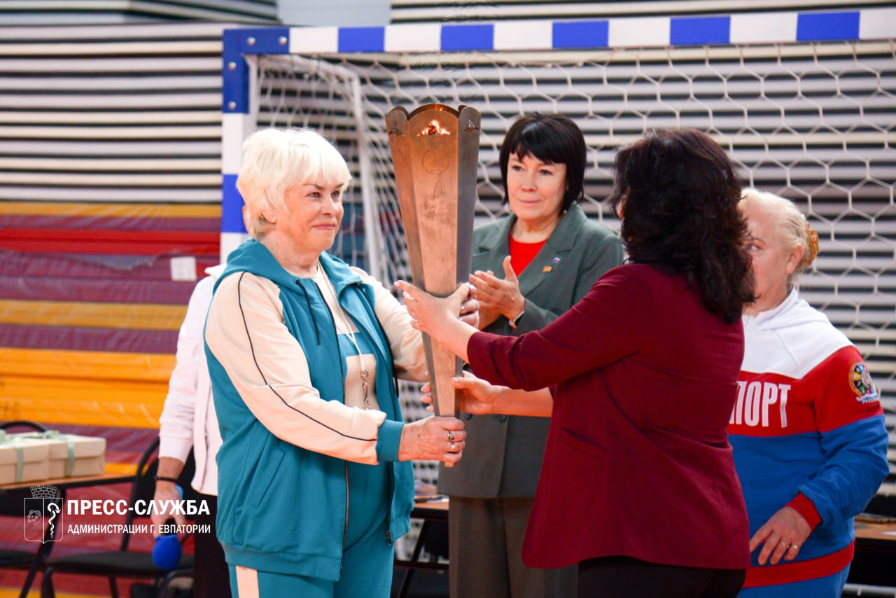 В Евпатории прошли «Веселые старты» в честь Всемирного дня здоровья В Евпатории прошли «Веселые старты» в честь Всемирного дня здоровья