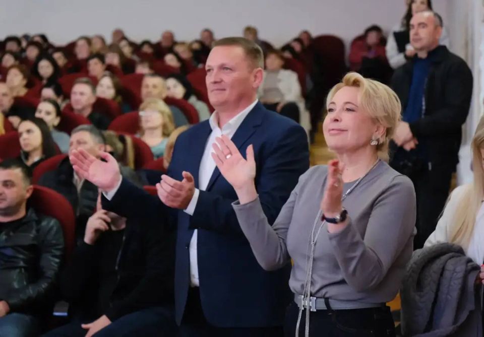 Янина Павленко: Зуя, Ароматное, Васильевка, Зеленогорское, Криничное Янина Павленко: Зуя, Ароматное, Васильевка, Зеленогорское, Криничное