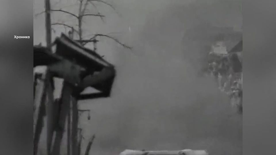 � ������ 1944. ������ ������, �������� ���� � ������ �����