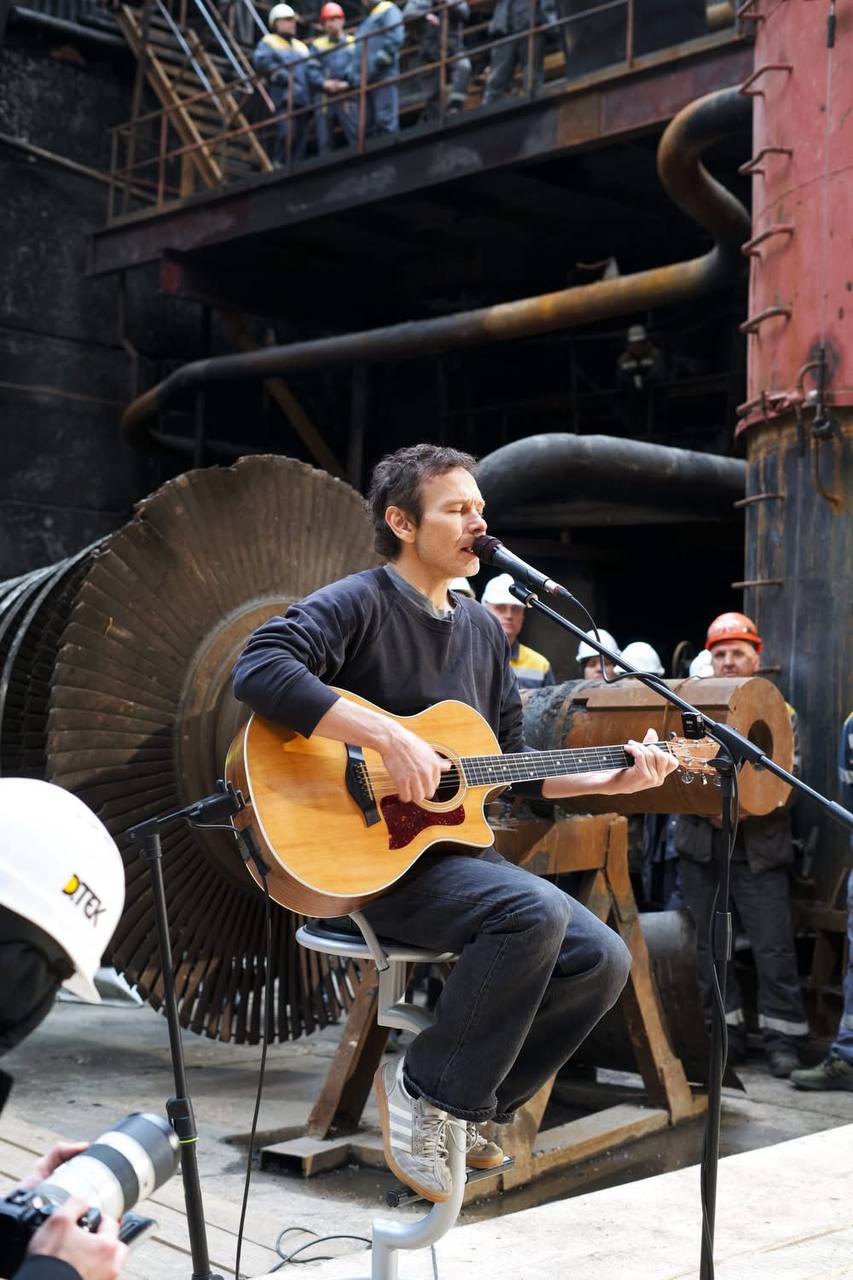 Денис Батурин: Два концерта. Один состоялся в 2016 году в освобожденной от ИГИЛ* Пальмире в Сирии Денис Батурин: Два концерта. Один состоялся в 2016 году в освобожденной от ИГИЛ* Пальмире в Сирии