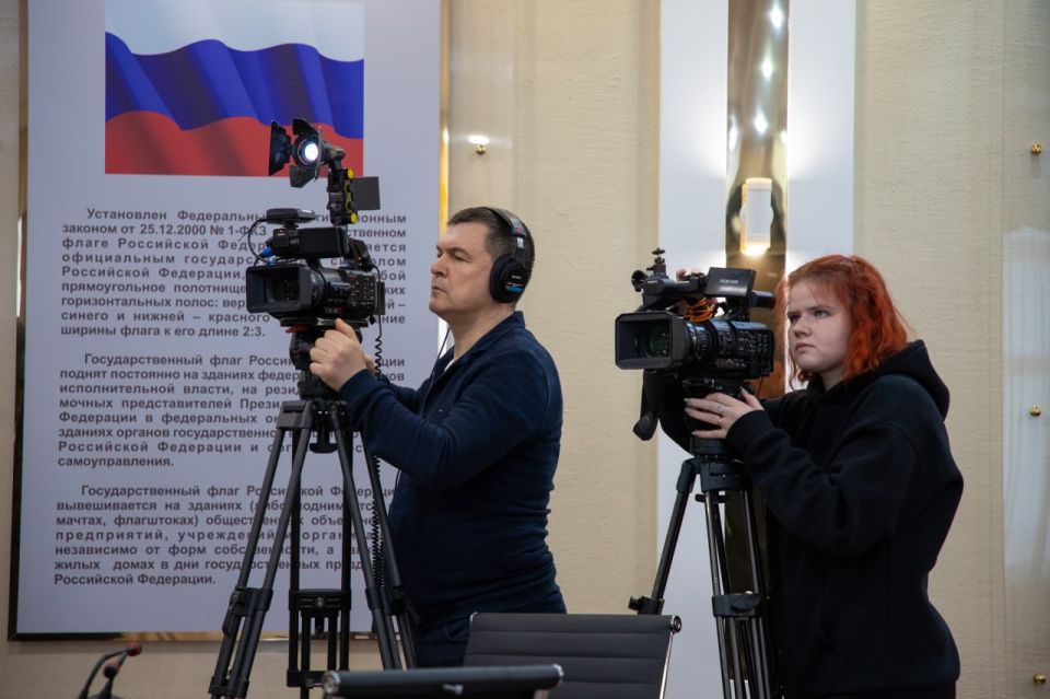 В УМВД России по г.Севастополю прошла пресс-конференция, посвящённая оперативно-профилактической операции «Чистое поколение-2026», в рамках которого спикеры подробно рассказали о ее целях и задачах представителям... В УМВД России по г.Севастополю прошла пресс-конференция, посвящённая оперативно-профилактической операции «Чистое поколение-2026», в рамках которого спикеры подробно рассказали о ее целях и задачах представителям...