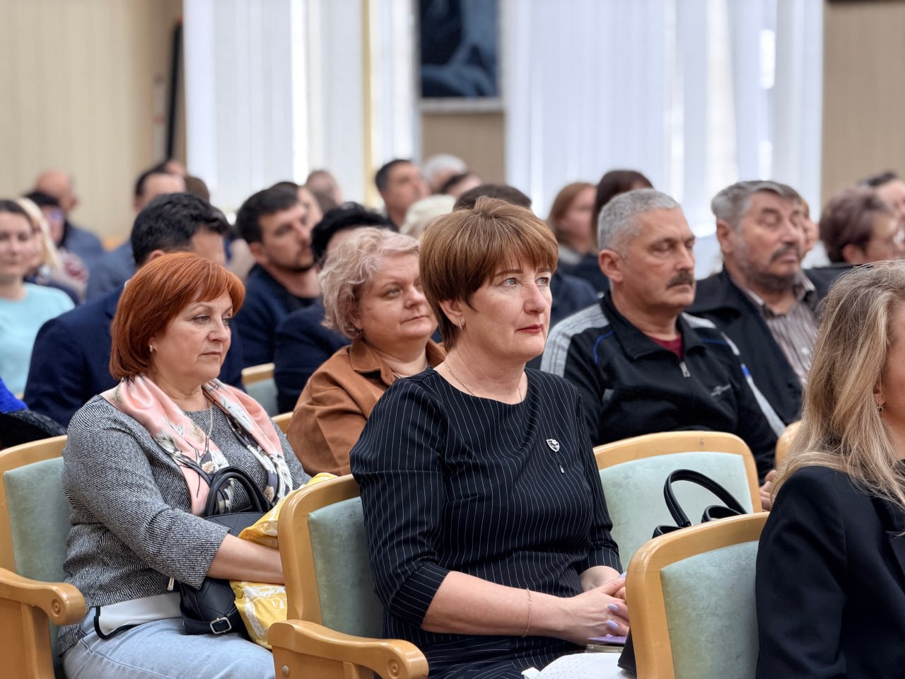 Юрий Нестеренко: Провел рабочую встречу с депутатским корпусом и партийным активом Симферопольского района Юрий Нестеренко: Провел рабочую встречу с депутатским корпусом и партийным активом Симферопольского района