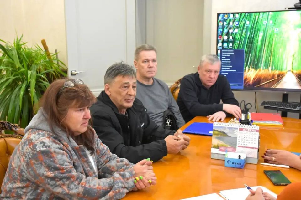 Лариса Кулинич: В ходе прямого межведомственного совещания вырабатывается решение проблемного вопроса граждан Лариса Кулинич: В ходе прямого межведомственного совещания вырабатывается решение проблемного вопроса граждан