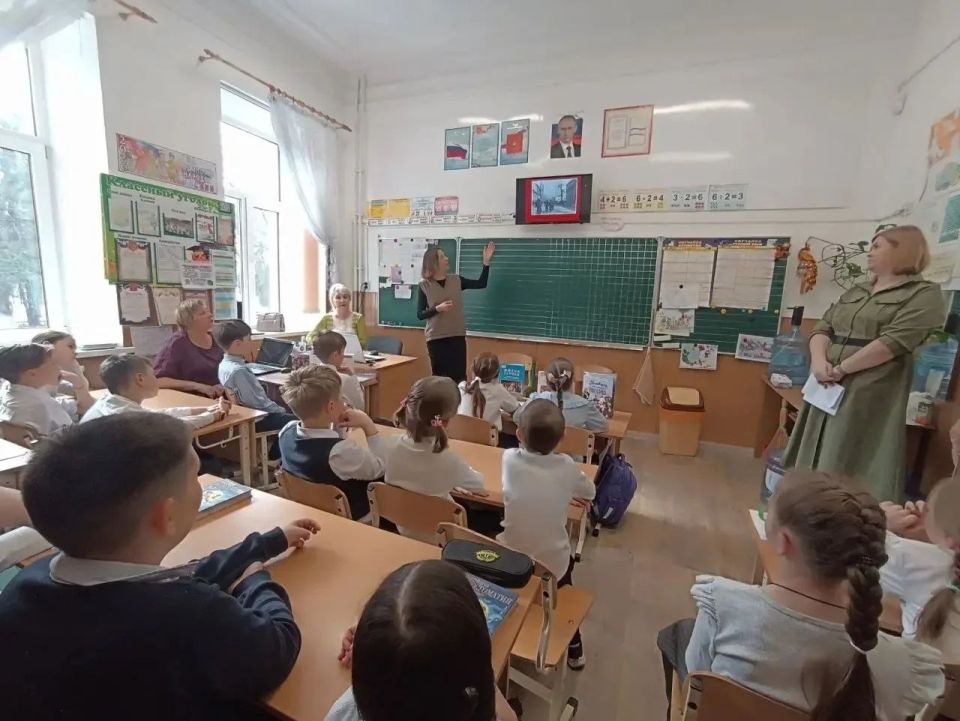 В Симферополе прошёл урок, посвящённый освобождению города В Симферополе прошёл урок, посвящённый освобождению города