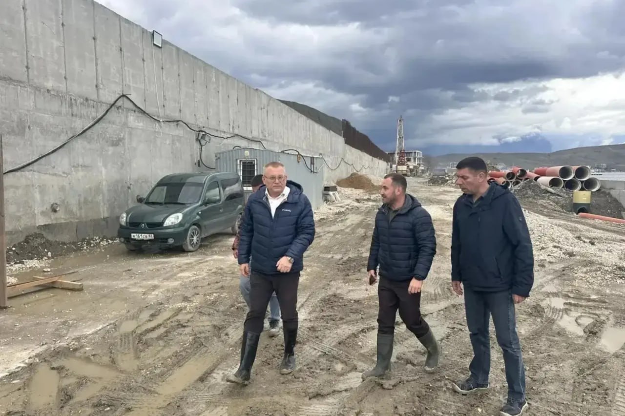 Строительная готовность набережной в Коктебеле составляет 82%