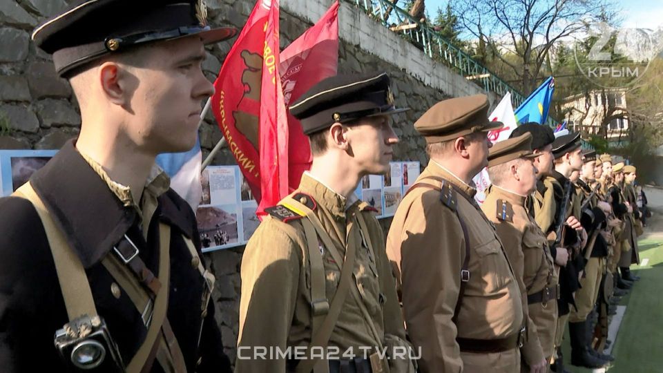 �� ������ ������: ��������� ������� ��������� ������������� ����������� � ��������� � ����� � ����� �� ������� ��������������, ������� ��������� ����� � ������� ����� � 1944 ����