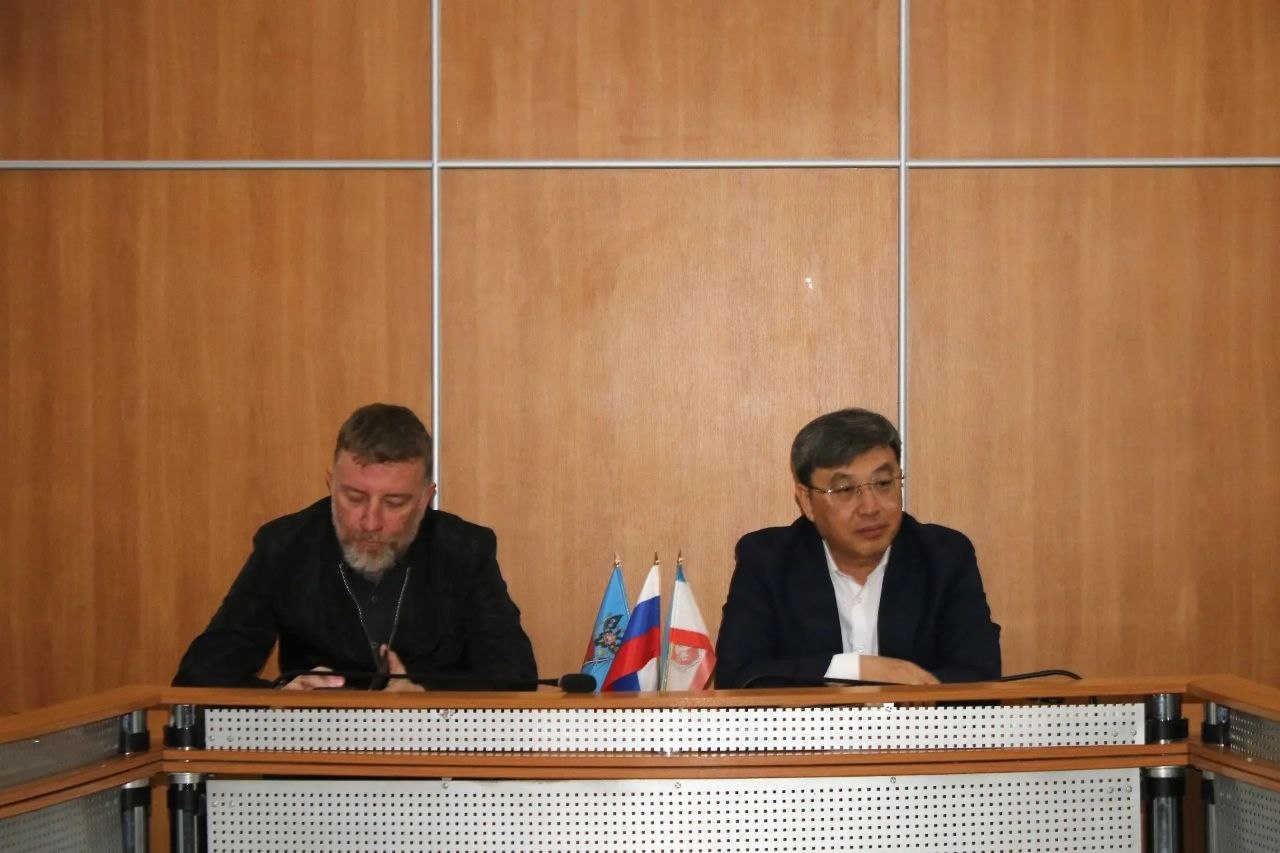 Владимир Ким: Провел очередную встречу с председателями садовых товариществ и кооперативов Феодосийского округа Владимир Ким: Провел очередную встречу с председателями садовых товариществ и кооперативов Феодосийского округа