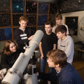 � ����� ������� � ����� �������� �������� � �������